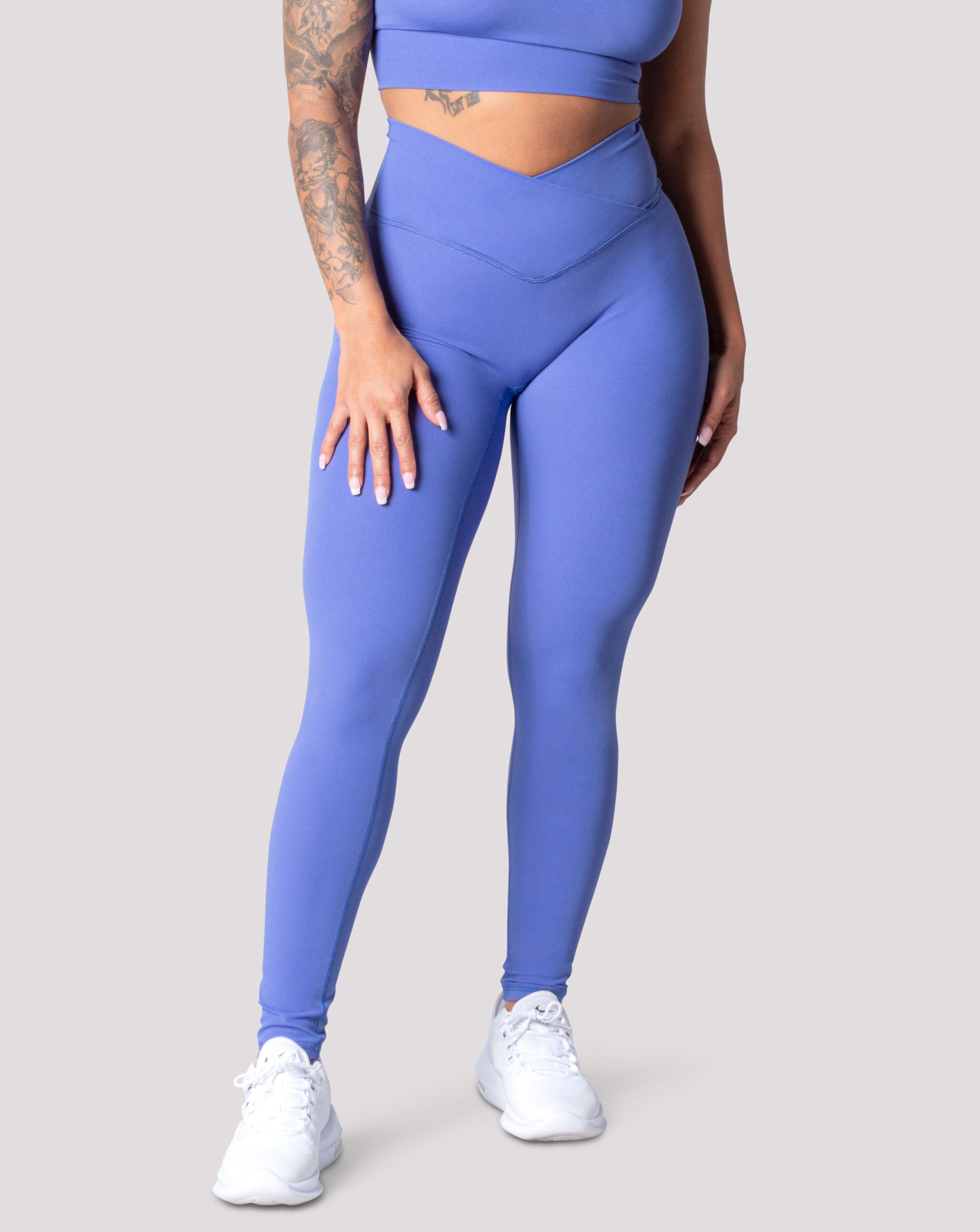 Leggings v cut best sale